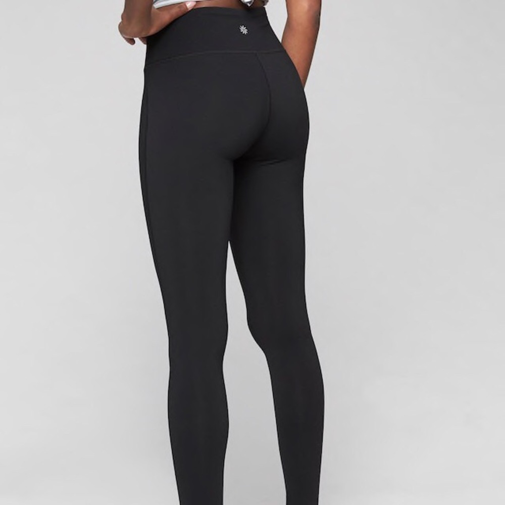 Athleta Chatarunga Tight - M